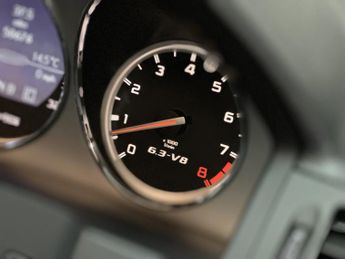 MERCEDES-BENZ C CLASS 6.3 C63 V8 AMG