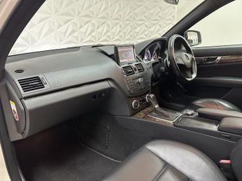 MERCEDES-BENZ C CLASS 6.3 C63 V8 AMG