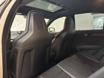 MERCEDES-BENZ C CLASS 6.3 C63 V8 AMG
