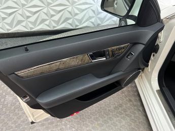 MERCEDES-BENZ C CLASS 6.3 C63 V8 AMG
