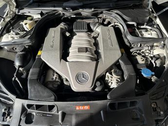 MERCEDES-BENZ C CLASS 6.3 C63 V8 AMG