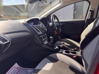 FORD FOCUS 1.0T EcoBoost Zetec Euro 5 (s/s) 5dr