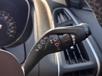 FORD FOCUS 1.0T EcoBoost Zetec Euro 5 (s/s) 5dr