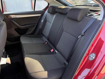 SKODA OCTAVIA 1.2 TSI SE Euro 5 (s/s) 5dr