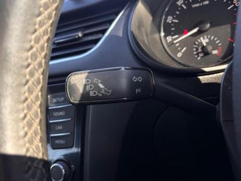 SKODA OCTAVIA 1.2 TSI SE Euro 5 (s/s) 5dr