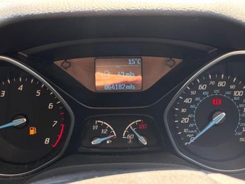 FORD FOCUS 1.0T EcoBoost Zetec Euro 5 (s/s) 5dr