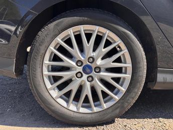 FORD FOCUS 1.0T EcoBoost Zetec Euro 5 (s/s) 5dr