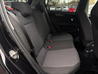 VOLKSWAGEN UP! 1.0 High up! ASG Euro 5 5dr