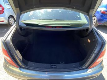 MERCEDES-BENZ C CLASS 1.8 C180 BlueEfficiency SE