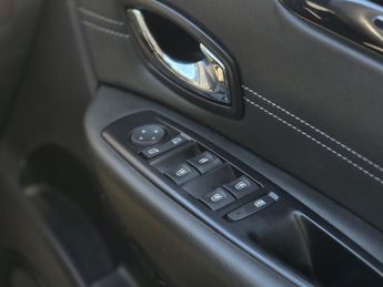 RENAULT SCENIC 1.5 Dynamique TomTom dCi 110 EDC Auto
