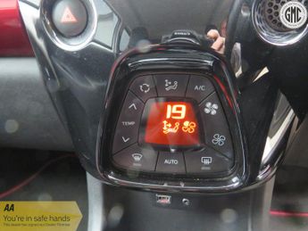 TOYOTA AYGO 1.0 VVT-i x-claim x-Shift Automatic Convertible