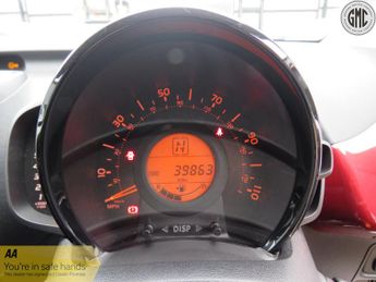 TOYOTA AYGO 1.0 VVT-i x-claim x-Shift Automatic Convertible