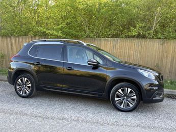 Peugeot 2008 1.2 PureTech Allure