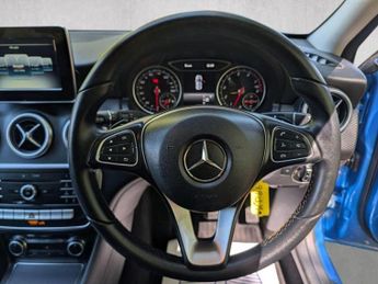 MERCEDES-BENZ A CLASS 1.6 A180 SE 7G-DCT Euro 6 (s/s) 5dr