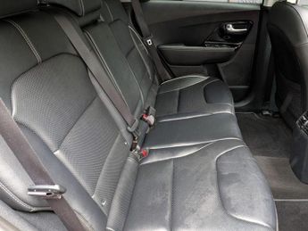 KIA NIRO 64kWh 4+ Auto 5dr