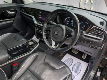 KIA NIRO 64kWh 4+ Auto 5dr
