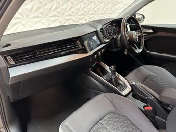 AUDI A1 1.0 TFSI 30 Sport