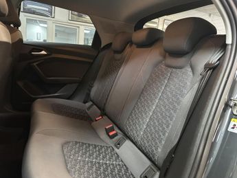 AUDI A1 1.0 TFSI 30 Sport