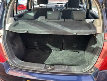 SUZUKI SWIFT 1.5 GLX