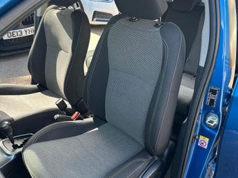 TOYOTA YARIS 1.5 VVT-h Icon E-CVT Euro 6 5dr