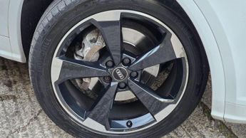 AUDI Q5 2.0 TDI 40 Black Edition S Tronic quattro Euro 6 (s/s) 5dr