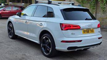 AUDI Q5 2.0 TDI 40 Black Edition S Tronic quattro Euro 6 (s/s) 5dr