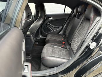 MERCEDES-BENZ A CLASS 2.1 A200d AMG Line