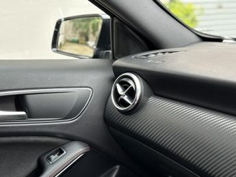 MERCEDES-BENZ A CLASS 2.1 A200d AMG Line