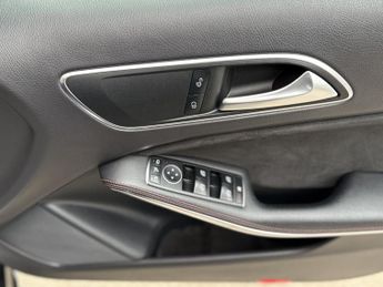 MERCEDES-BENZ A CLASS 2.1 A200d AMG Line