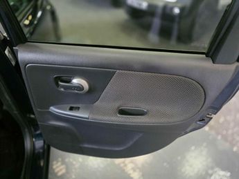 NISSAN NOTE 1.6 16V Tekna