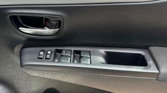 TOYOTA YARIS 1.5 VVT-h T Spirit CVT Euro 5 5dr