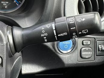 TOYOTA YARIS 1.5 VVT-h T Spirit CVT Euro 5 5dr