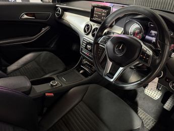 MERCEDES-BENZ CLA 2.1 CLA220 CDI AMG Sport
