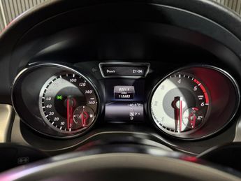 MERCEDES-BENZ CLA 2.1 CLA220 CDI AMG Sport