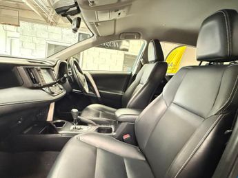 TOYOTA RAV4 2.0 V-Matic Excel