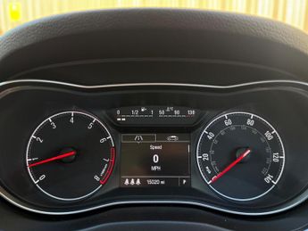 VAUXHALL CORSA 1.4 i SE