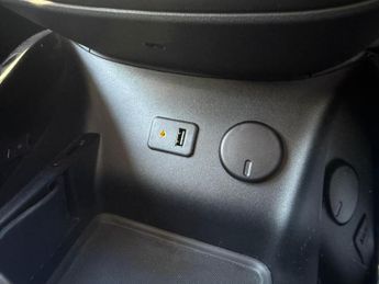 VAUXHALL CORSA 1.4 i SE