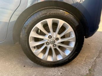VAUXHALL CORSA 1.4 i SE