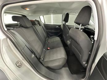 PEUGEOT 308 1.6 HDi Active Euro 5 5dr