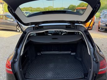 MERCEDES-BENZ C CLASS 2.0 C220d Sport