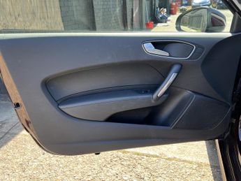 AUDI A1 1.4 TFSI S line