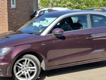 AUDI A1 1.4 TFSI S line
