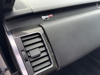 LAND ROVER RANGE ROVER SPORT 5.0 P575 V8 SVR