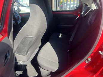 PEUGEOT 108 1.0 Active