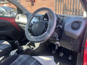 PEUGEOT 108 1.0 Active