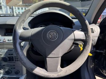 VAUXHALL ASTRA 1.7 CDTi 16v Design