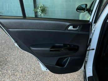 KIA SPORTAGE 1.6 CRDi EcoDynamics+ 4