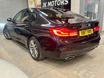 BMW 5 SERIES 2.0 520d M Sport Auto xDrive Euro 6 (s/s) 4dr