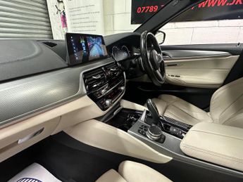 BMW 5 SERIES 2.0 520d M Sport Auto xDrive Euro 6 (s/s) 4dr