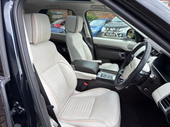 LAND ROVER DISCOVERY 3.0 SD V6 HSE Luxury